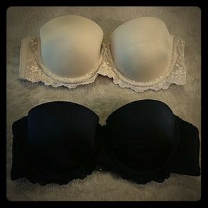 SOLD - NWOT set of 2 Wonderbras